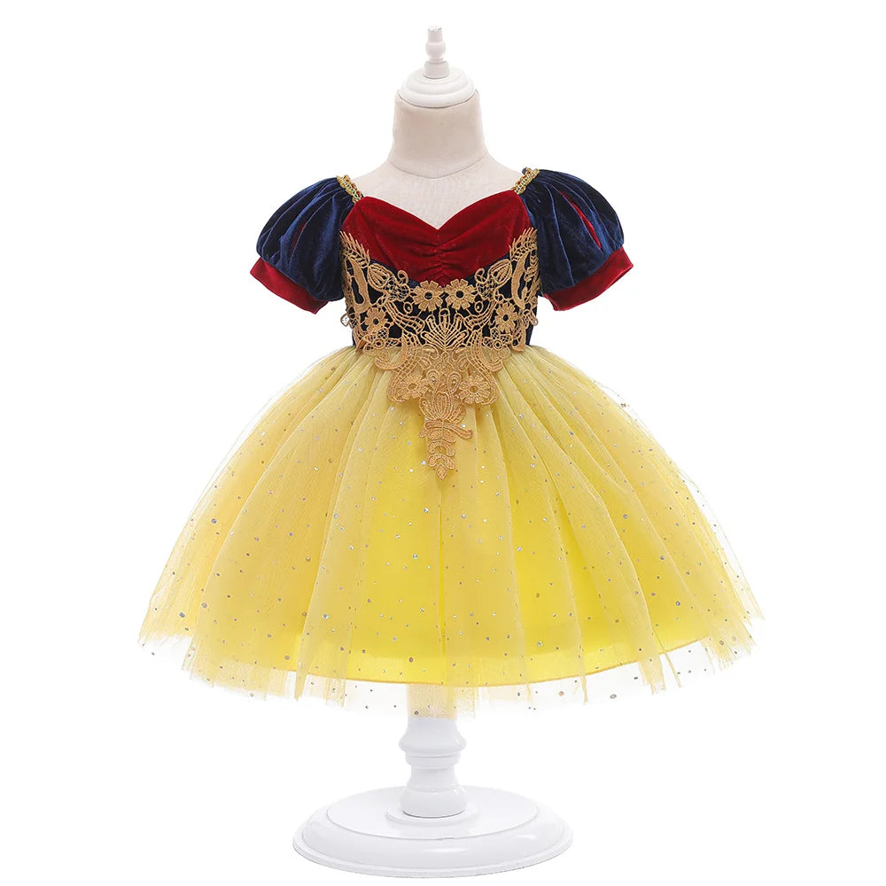 Snow White (Light Up Dress)