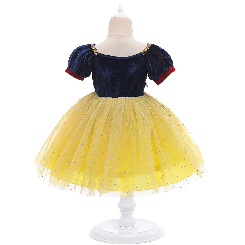 Snow White (Light Up Dress)