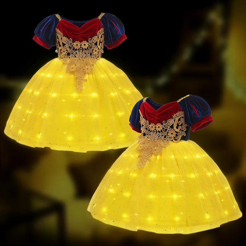 Snow White (Light Up Dress)